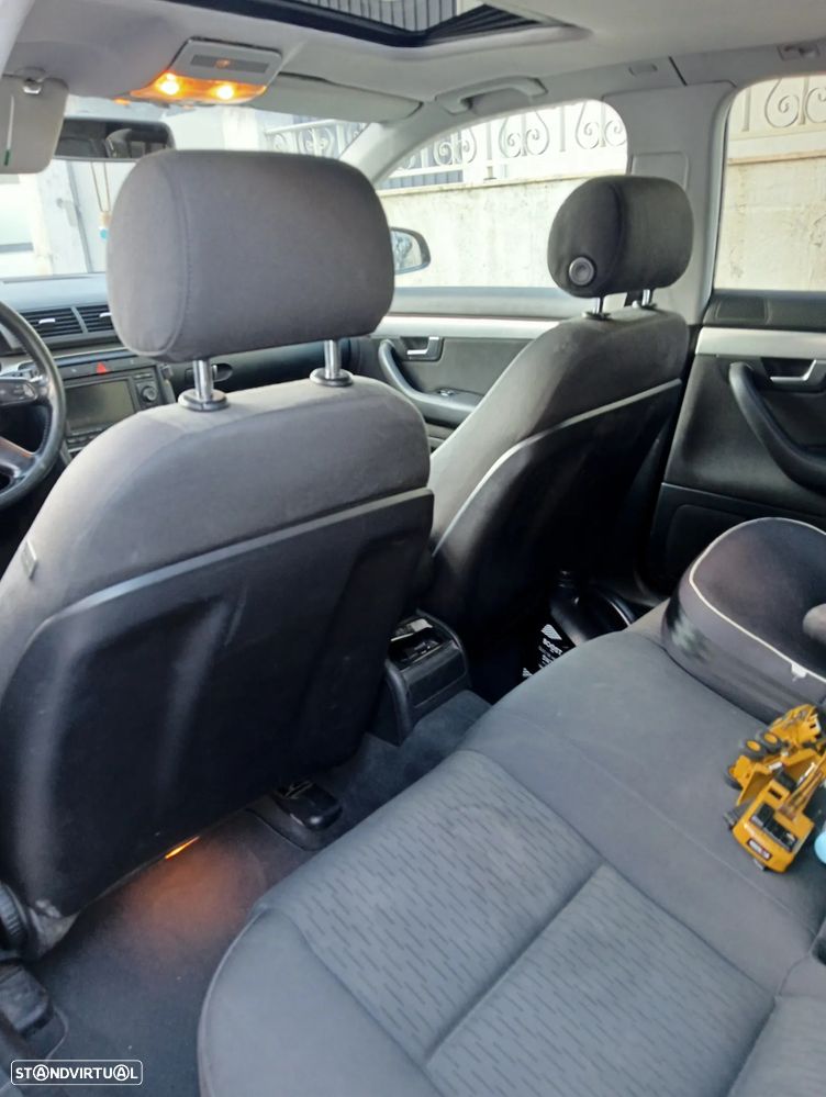 Audi A4 2.0 TDI - 6