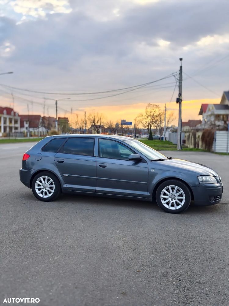 Audi A3 Sportback 2.0 TDI Attraction - 4