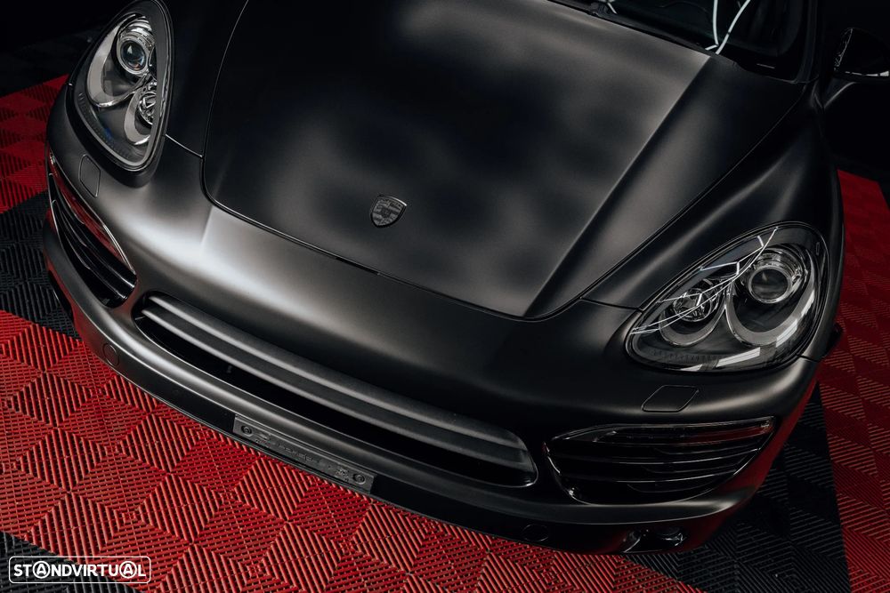 Porsche Cayenne Diesel Platinum Edition - 10
