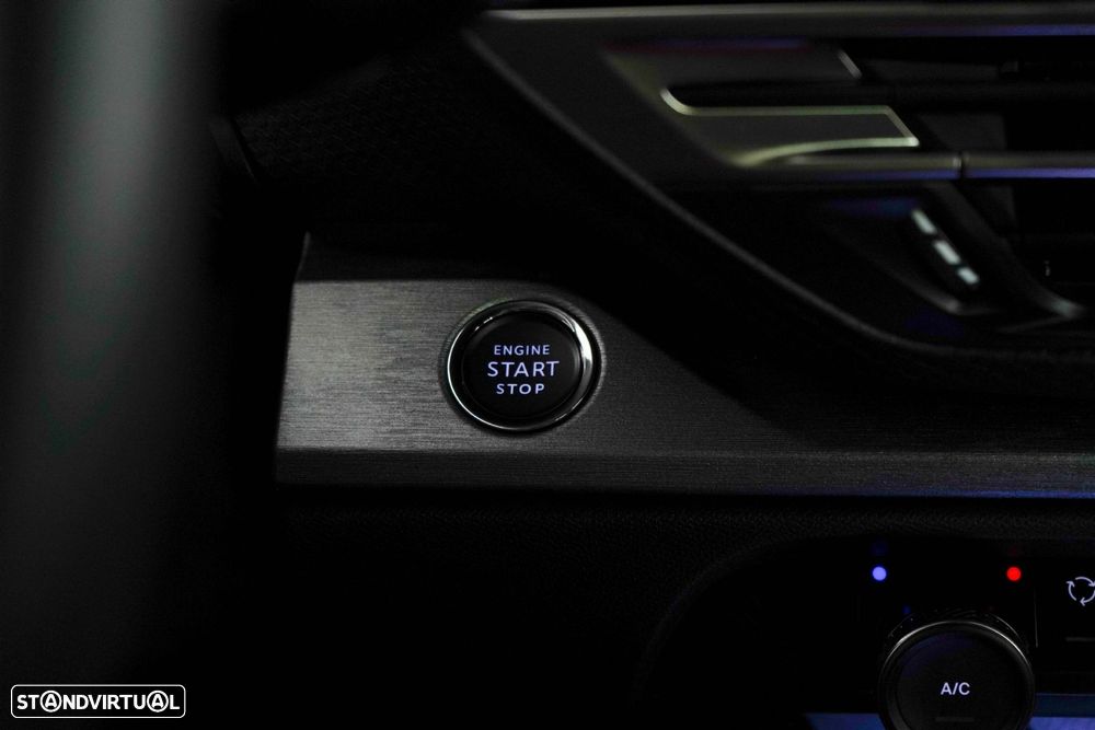 Citroën C5 X 1.2 PureTech Shine EAT8 - 19