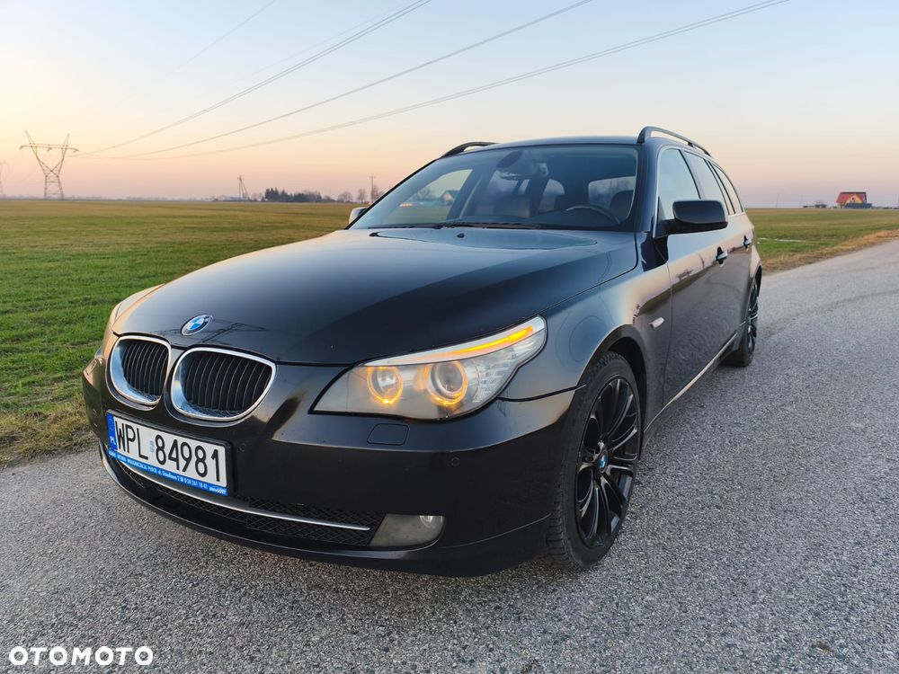BMW Seria 5 520d Edition Sport - 10