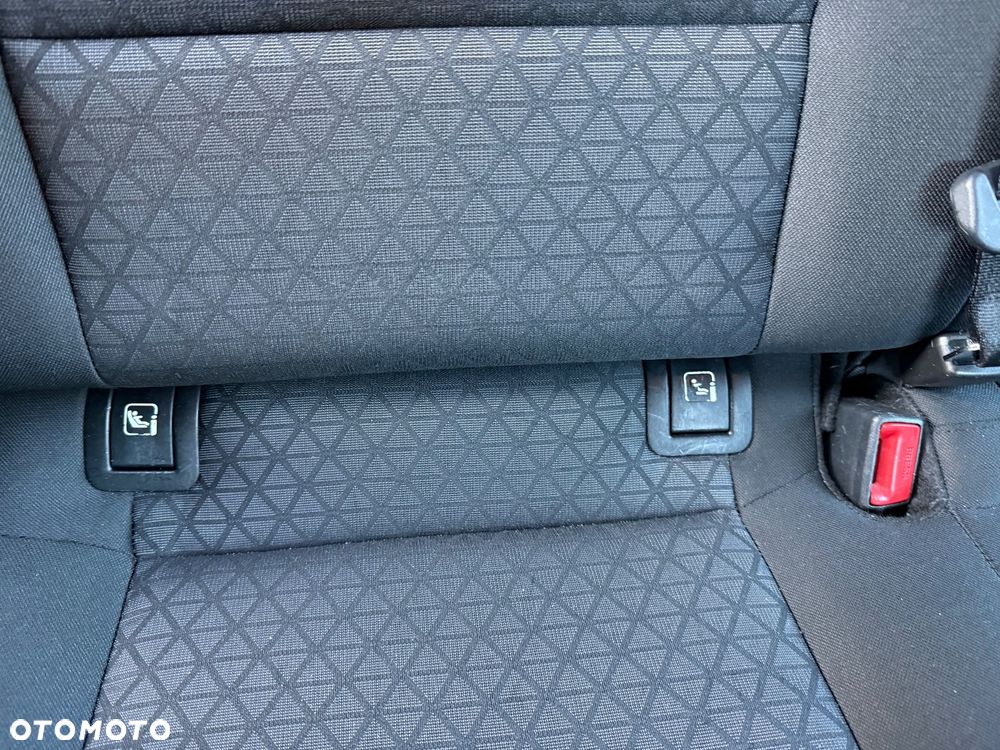 Kia Ceed 1.4 T-GDI L - 25