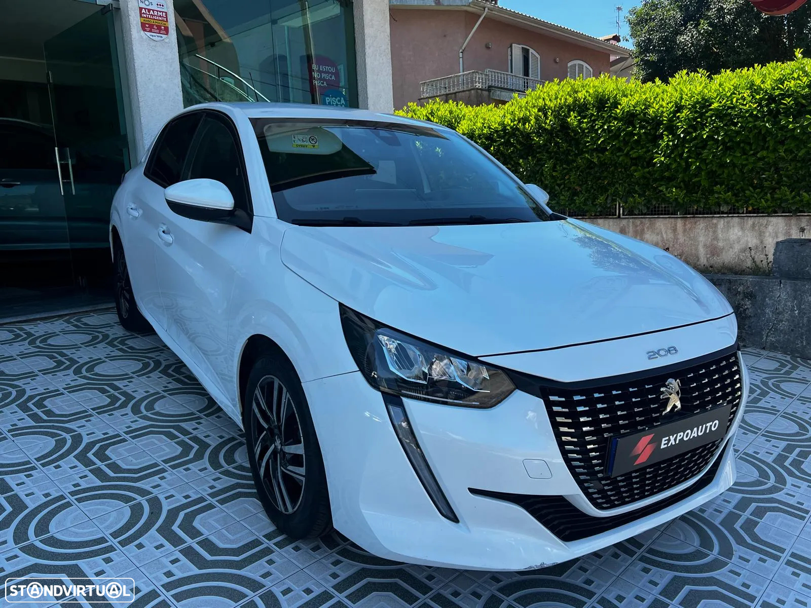 Peugeot 208 1.2 PureTech Allure Pack EAT8 - 26