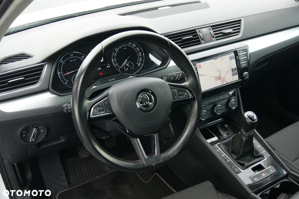 Skoda Superb 2.0 TDI Premium Edition