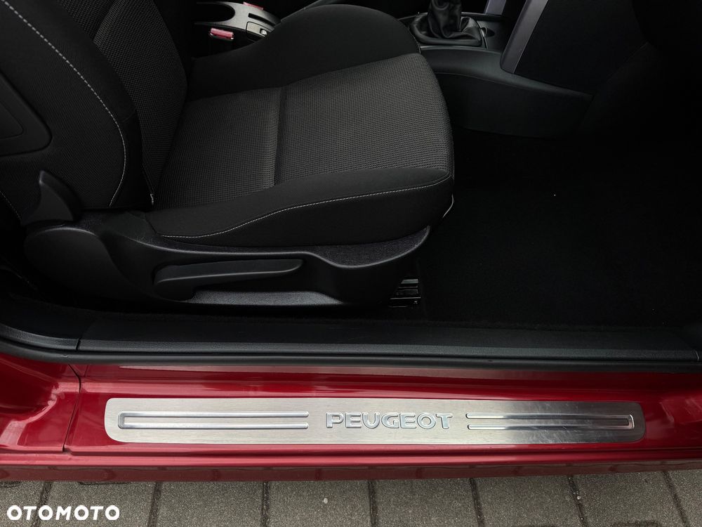 Peugeot 207 CC - 20