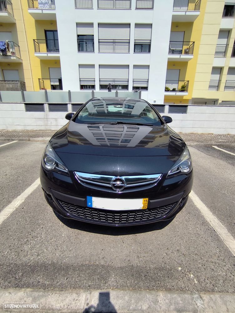 Opel Astra GTC - 4