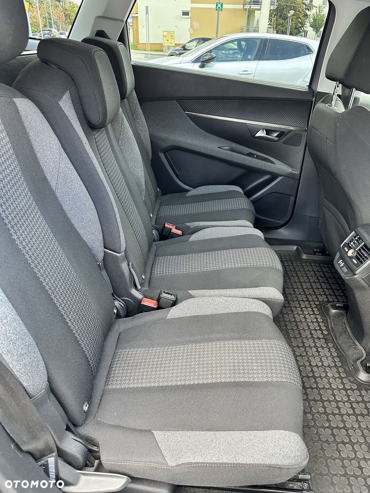 Peugeot 5008 - 7