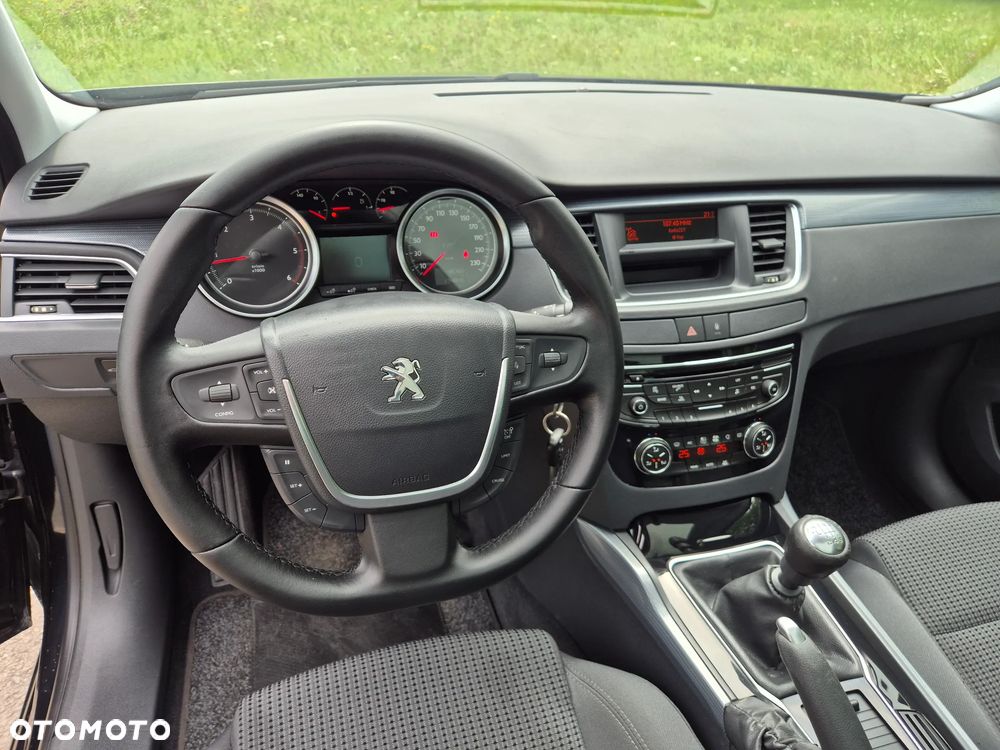 Peugeot 508 HDi FAP 140 Allure - 32