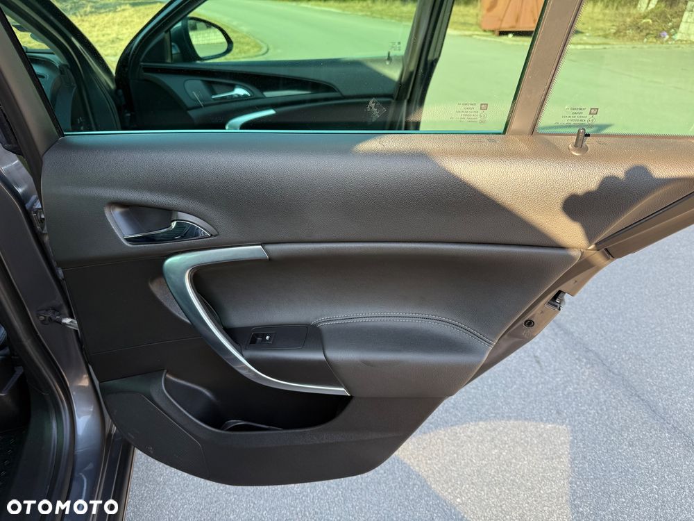 Opel Insignia 2.0 CDTI EcoFLEX Cosmo - 25