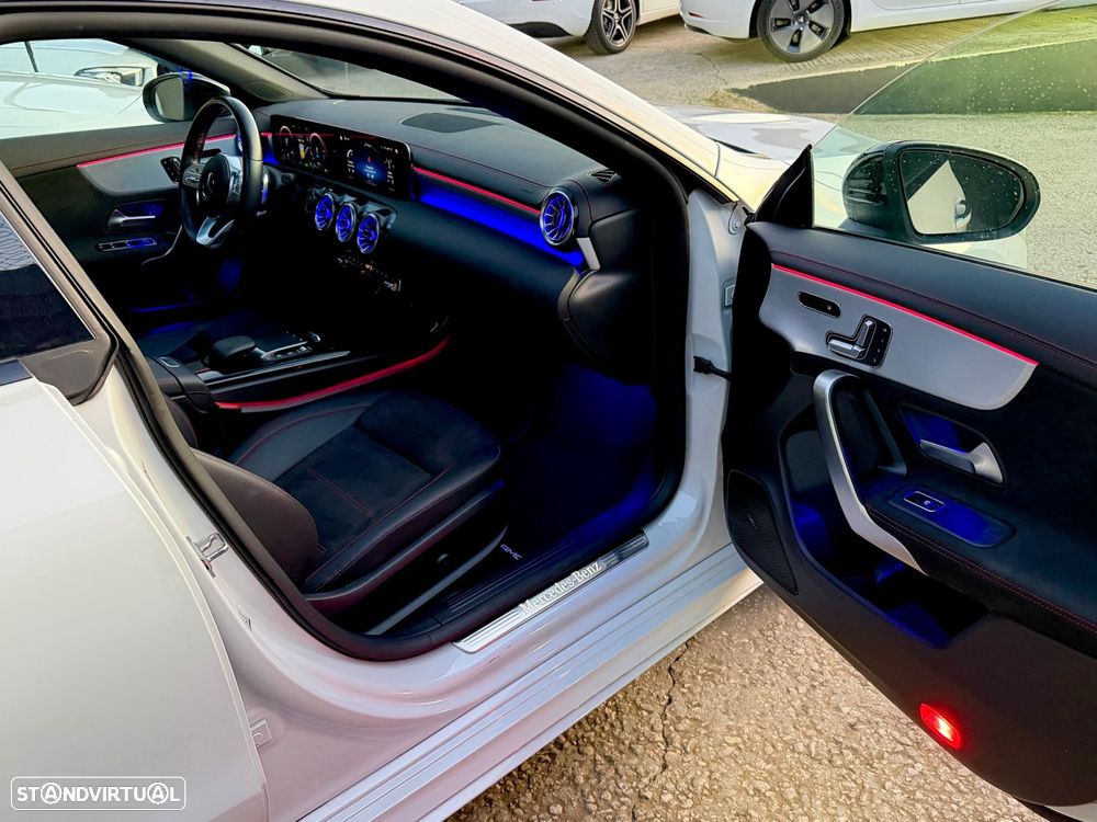 Mercedes-Benz CLA 250 e - 15