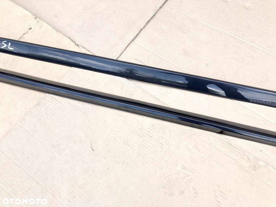 Listwy progowe boczne Audi A4 B9 S4 8W0 S Line ASO - 4