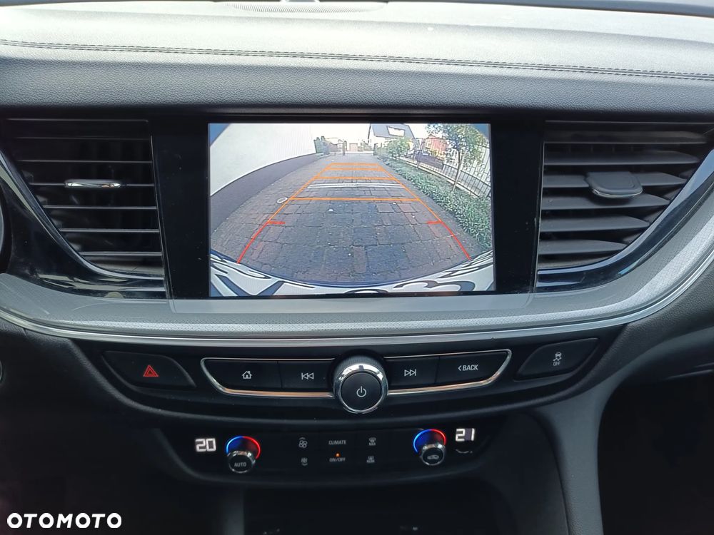 Opel Insignia - 16