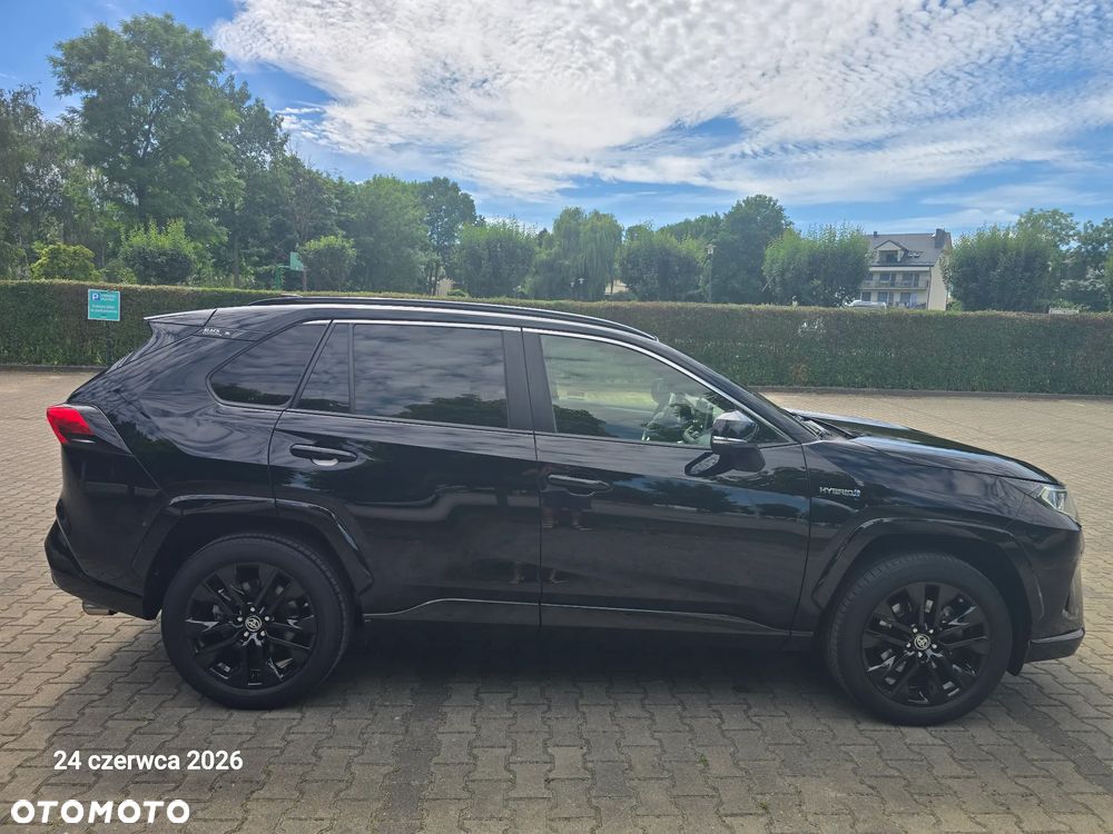 Toyota RAV4 - 8