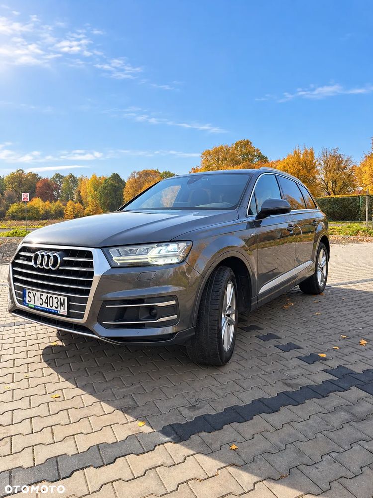 Audi Q7 2016 photo 5