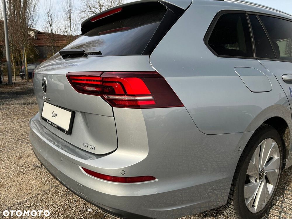 Volkswagen Golf Variant - 10