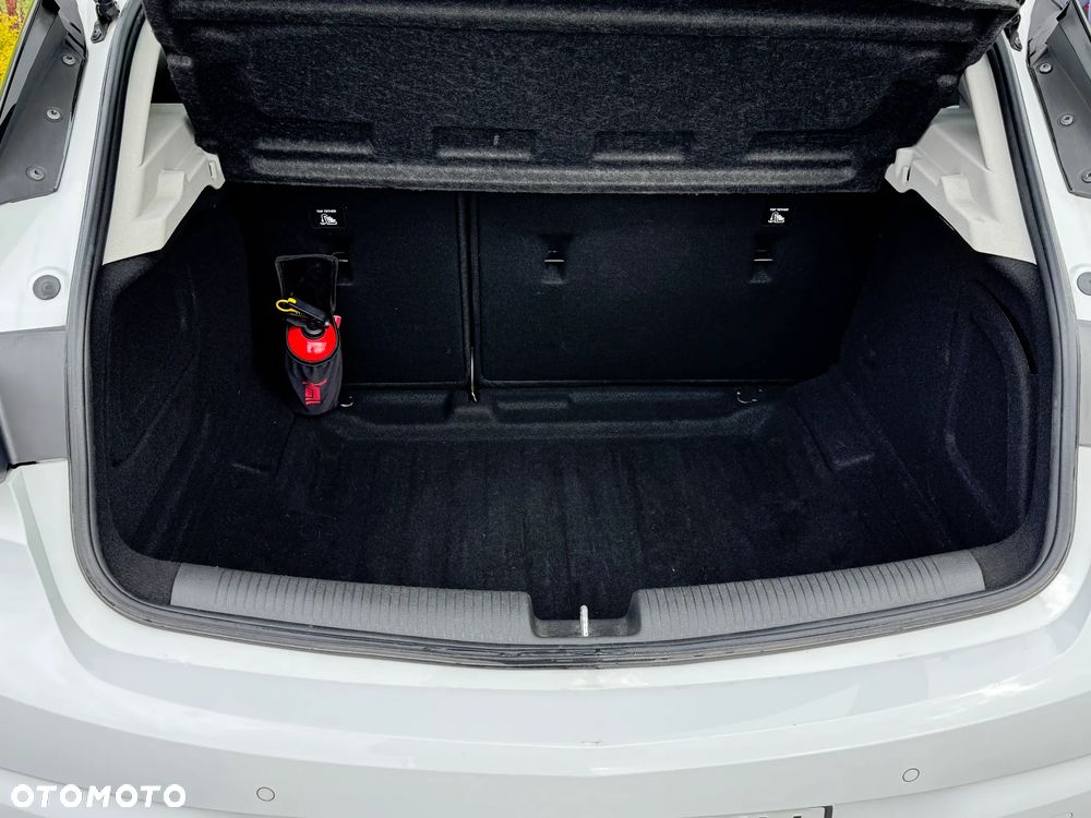 Opel Astra 1.4 T Elite S&S - 10