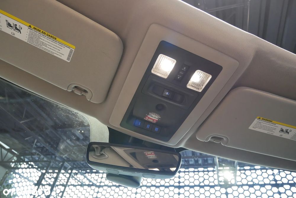 Dodge RAM 5.7 4x4 - 25