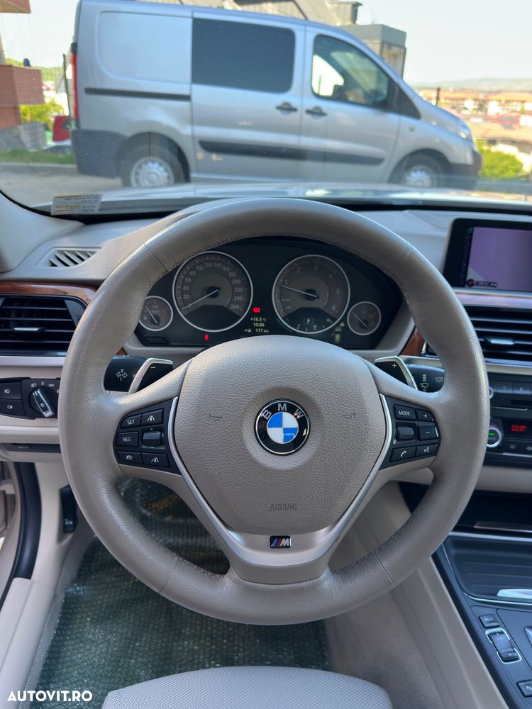 BMW Seria 3 320d Aut. Modern Line - 34