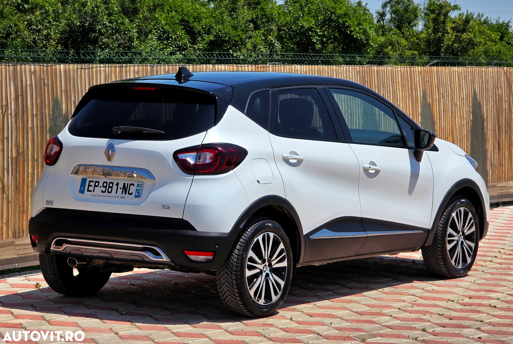 Renault Captur ENERGY TCe 120 EDC Luxe - 8