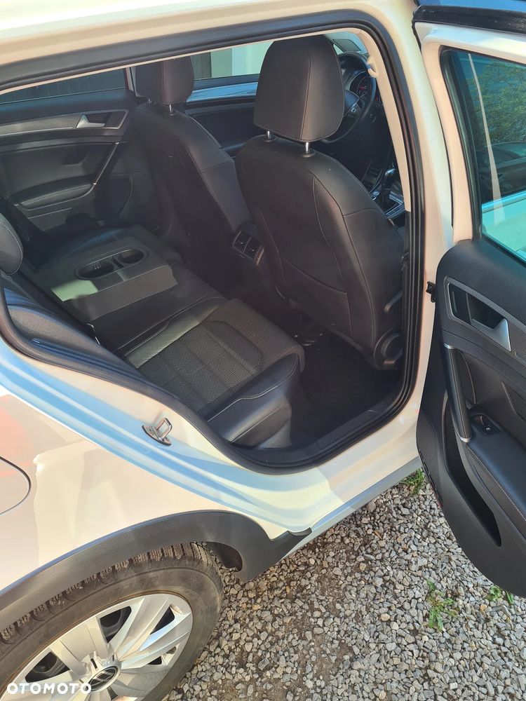 Volkswagen Golf Alltrack - 12
