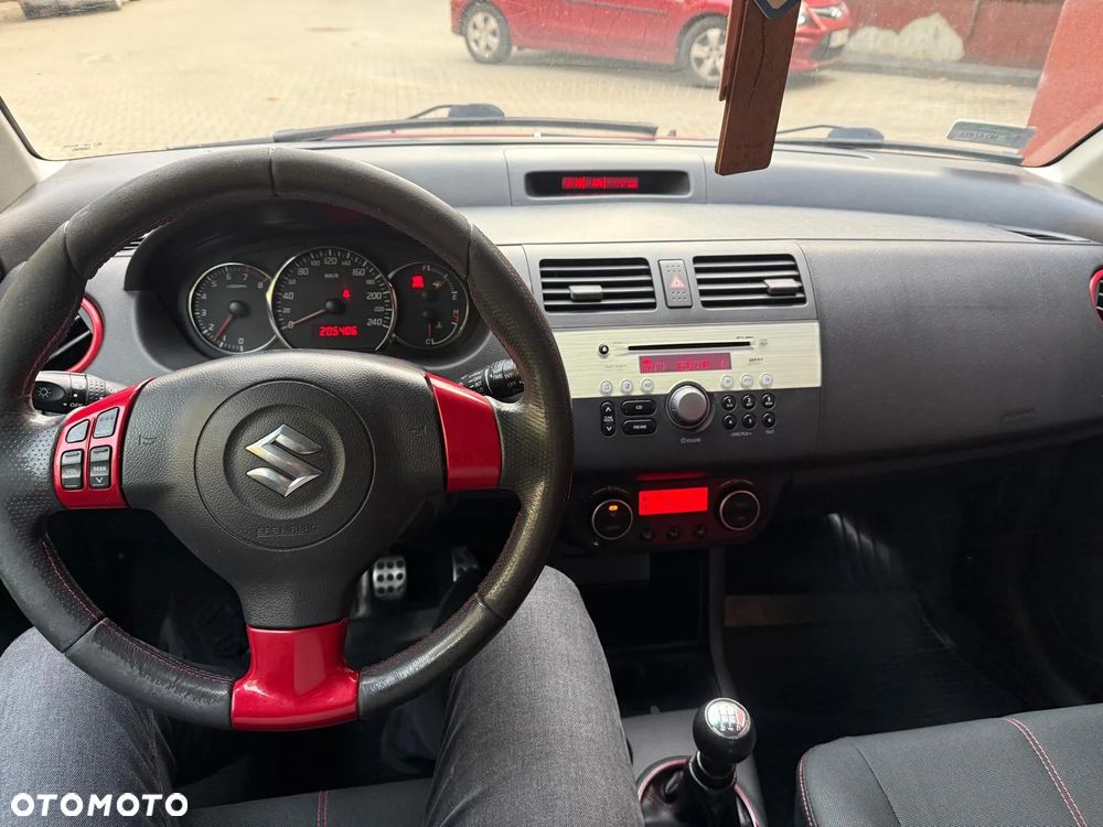 Suzuki Swift 1.6 Sport - 10