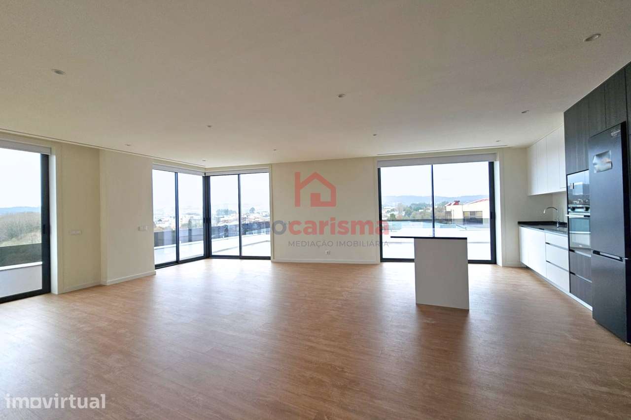 Apartamento T3 Novo, No Último Piso, Centro de Paços de Ferreira - Grande imagem: 4/46