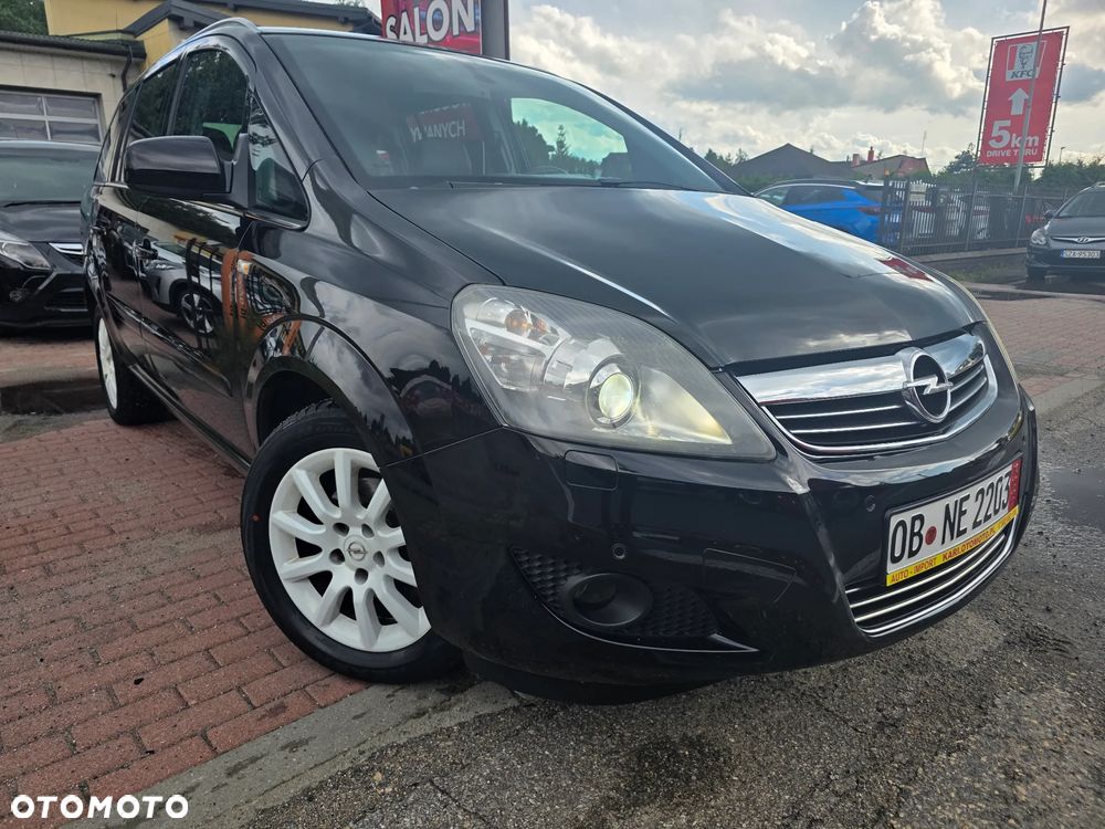 Opel Zafira 1.8 Design Edition - 2