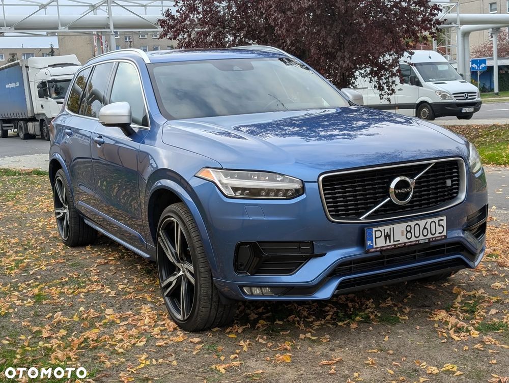 Volvo XC 90 - 1