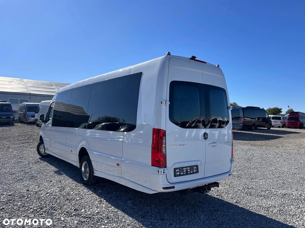 Mercedes-Benz Sprinter 519 - 5