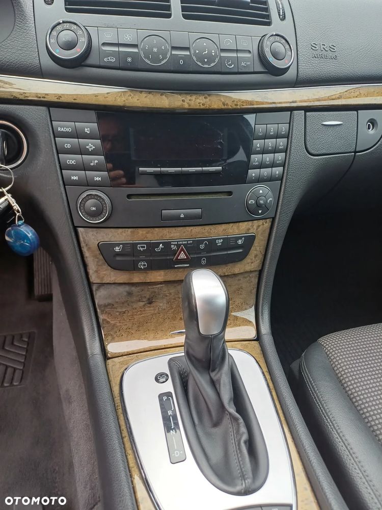 Mercedes-Benz Klasa E 200 T Kompressor Automatik Avantgarde - 14