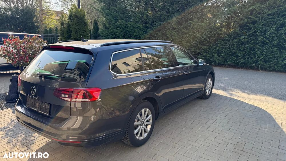 Volkswagen Passat 2.0 TDI SCR DSG Business - 5