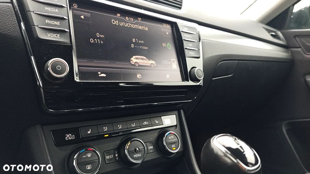Skoda Superb 2.0 TDI Premium Edition - 28