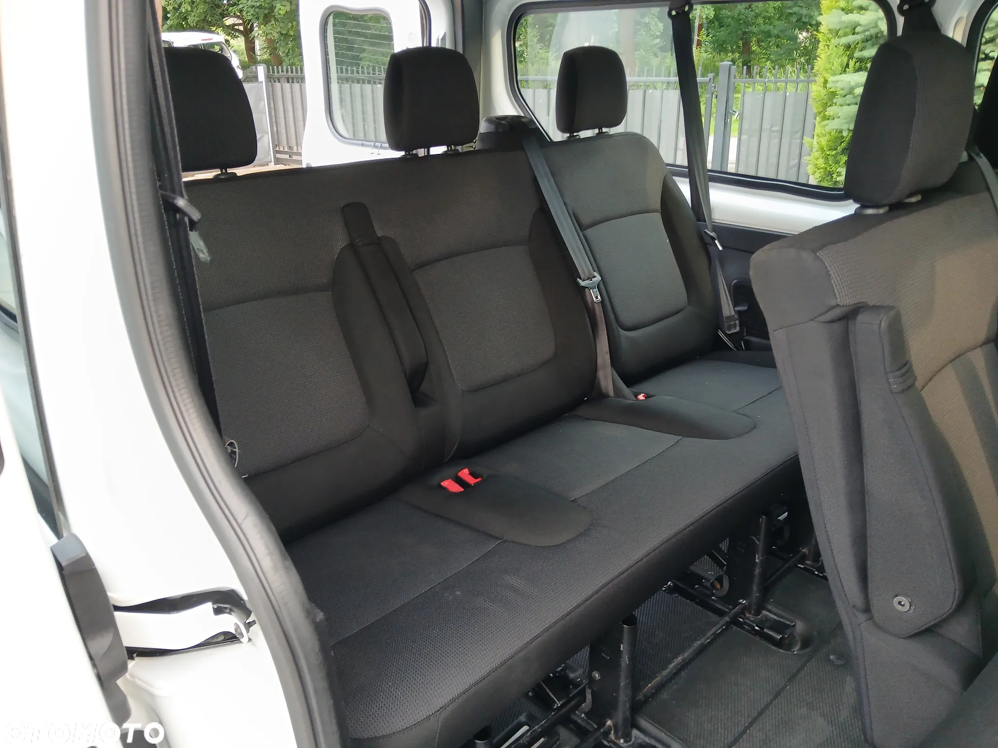 Renault Trafic SpaceClass 2.0 dCi - 22