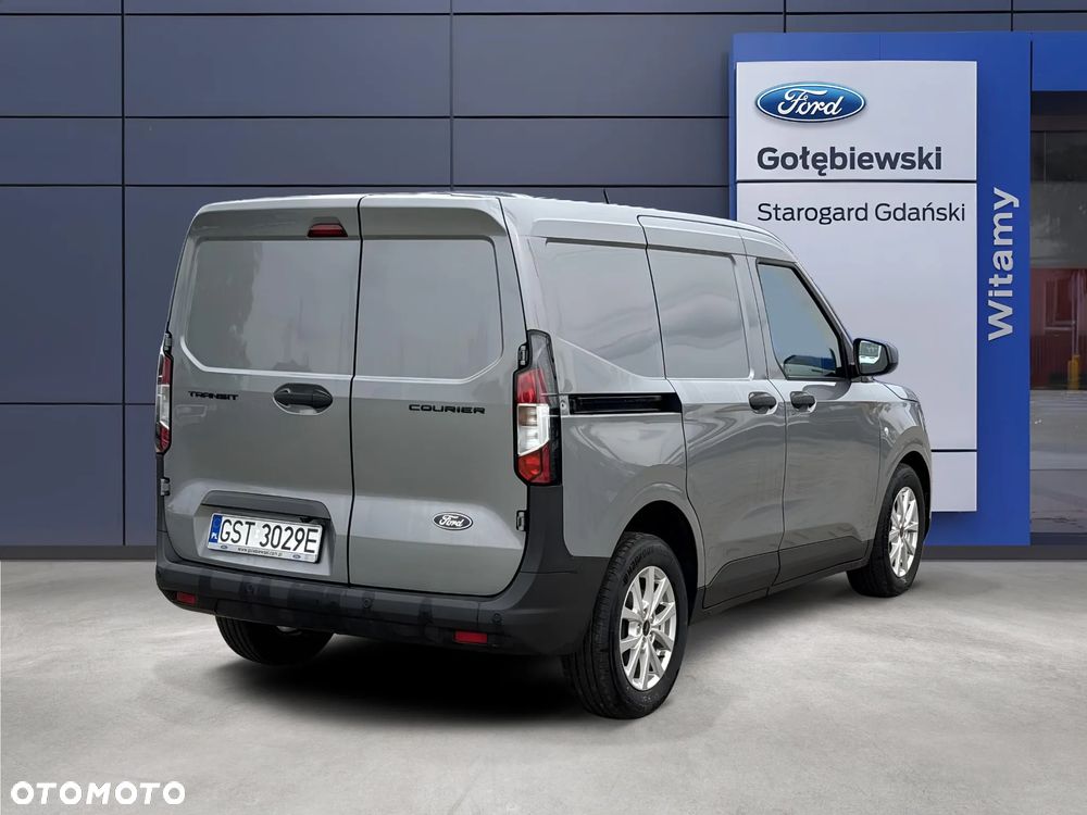 Ford Transit Courier - 6