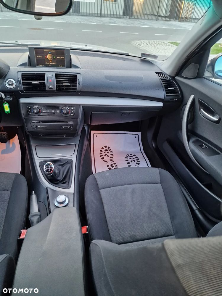 BMW Seria 1 - 16