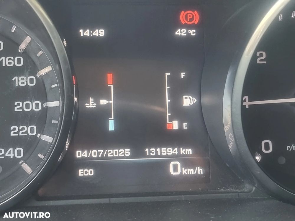 Land Rover Discovery Sport 2.0 l TD4 HSE - 24