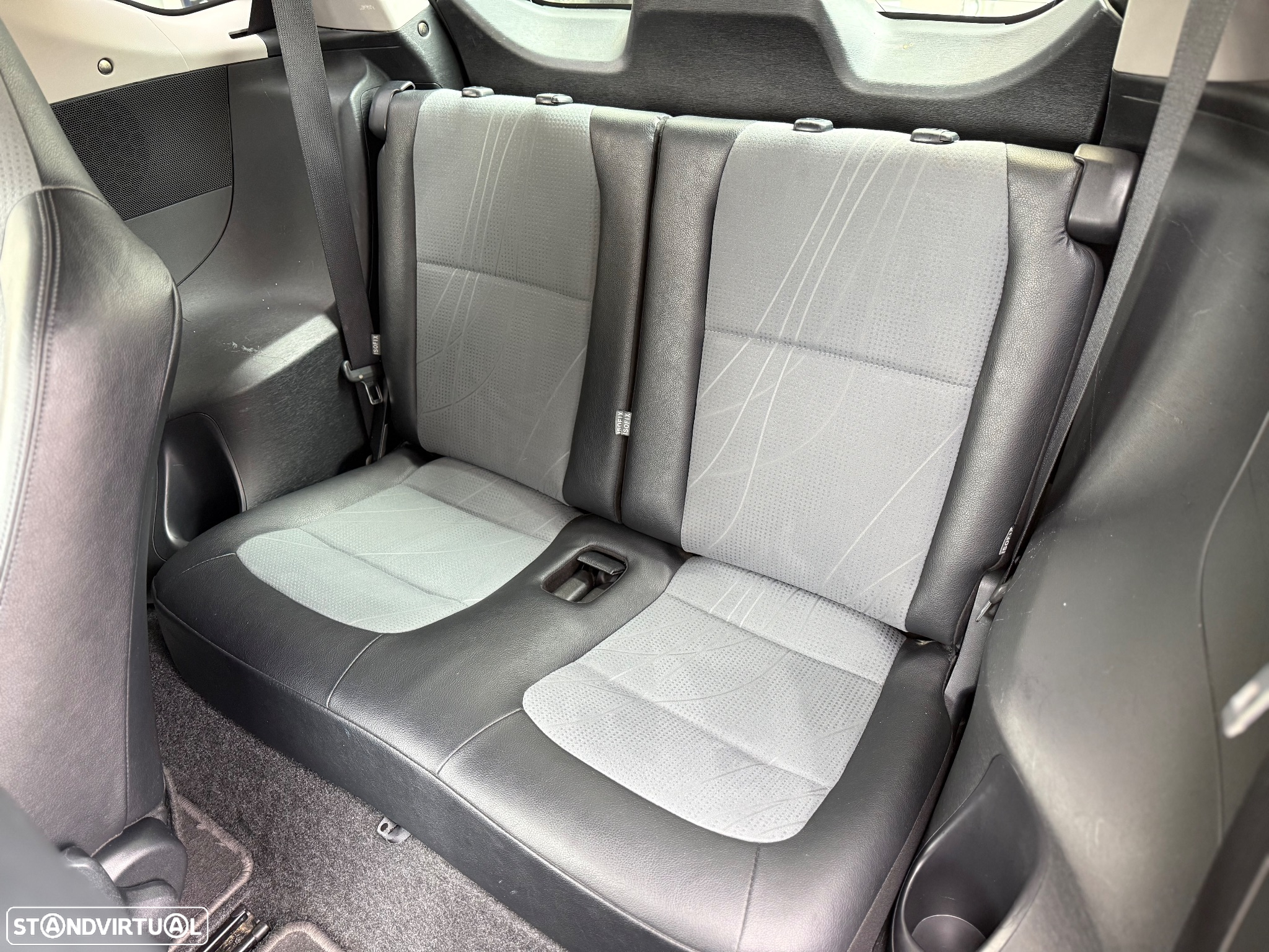 Toyota iQ 1.33 VVT-i 2 EP+NAVI+Bluetooth - 17