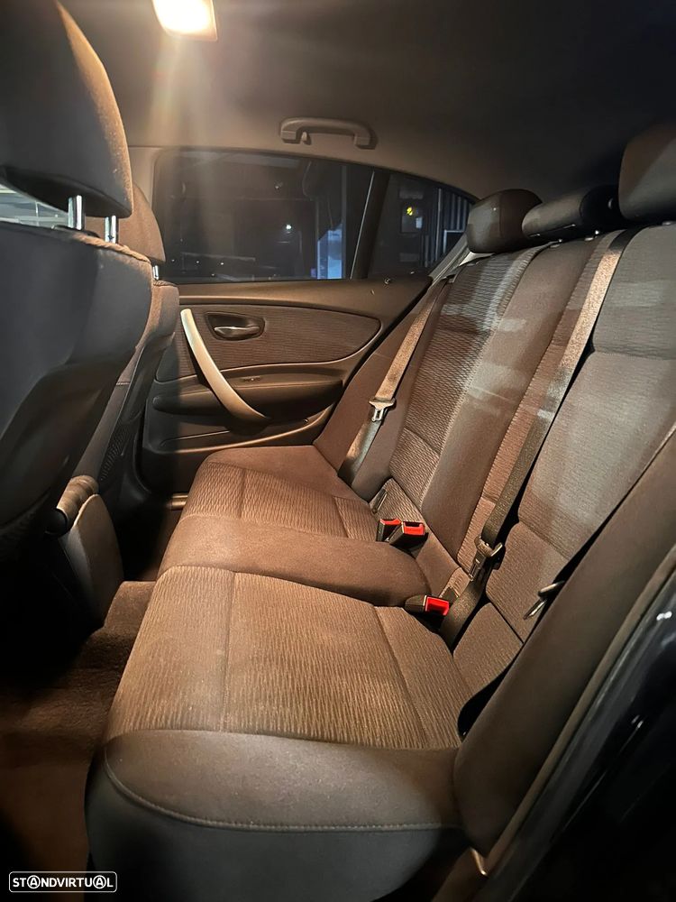 BMW 120 d DPF Edition Sport - 10