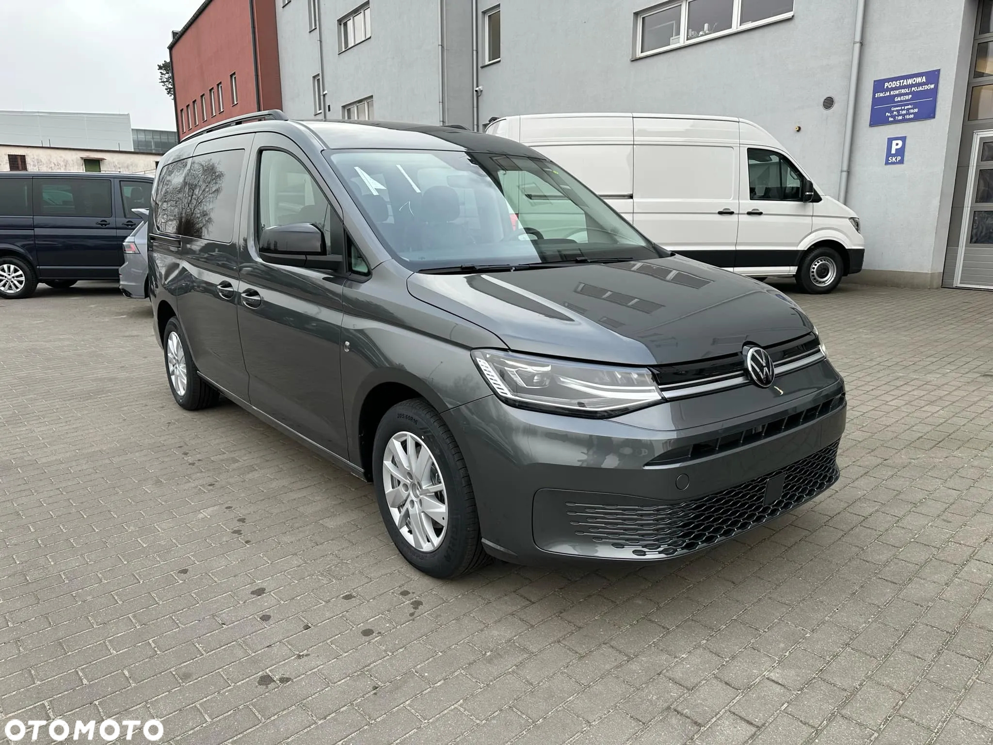 Volkswagen Caddy Maxi 2.0 TDI Life DSG - 2