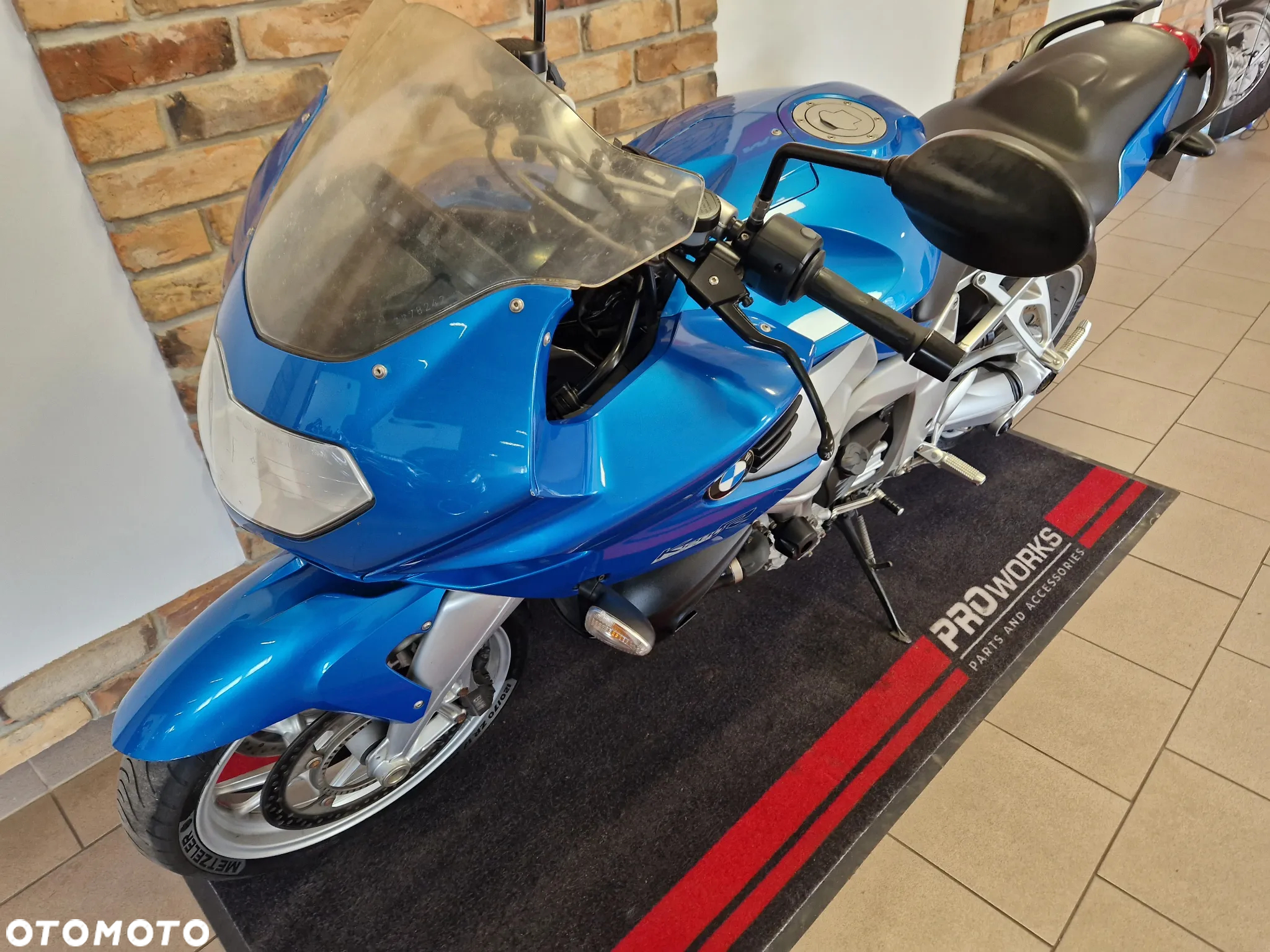 BMW K - 12