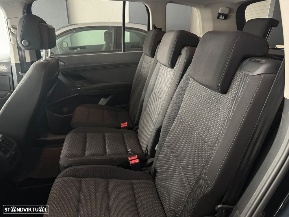 VW Touran 1.6 TDI Confortline - 20