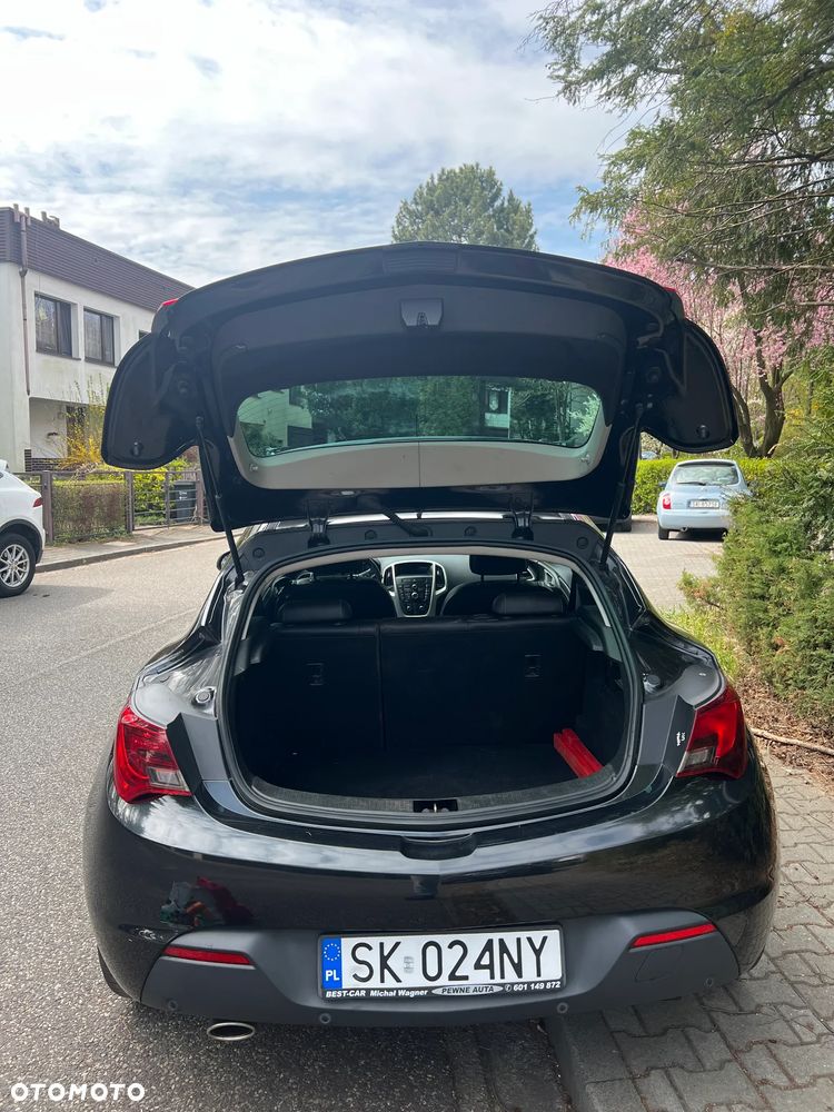 Opel Astra 1.4 Turbo - 11