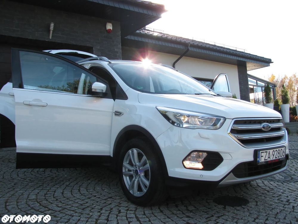 Ford Kuga 1.5 EcoBoost 2x4 Trend - 9