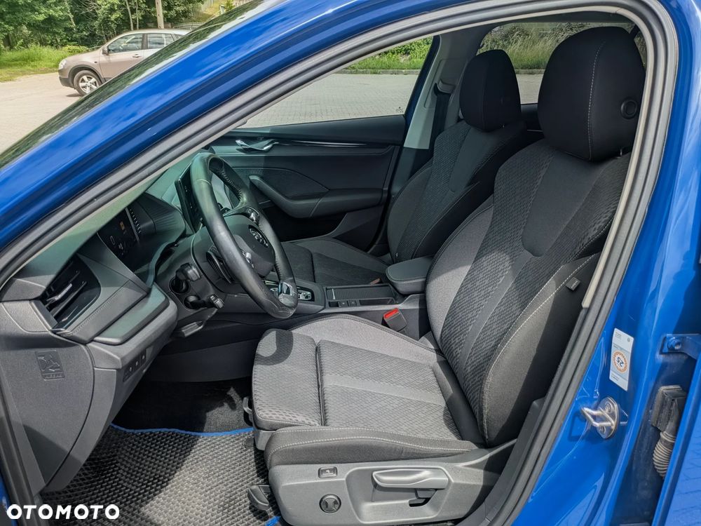 Skoda Octavia 2.0 TDI DSG Style - 17