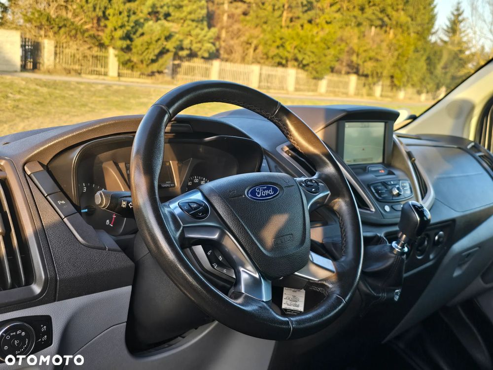 Ford Transit - 17
