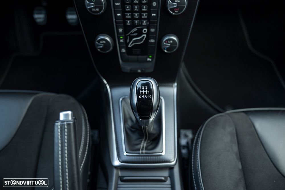 Volvo V40 2.0 D2 R-Design Momentum - 15