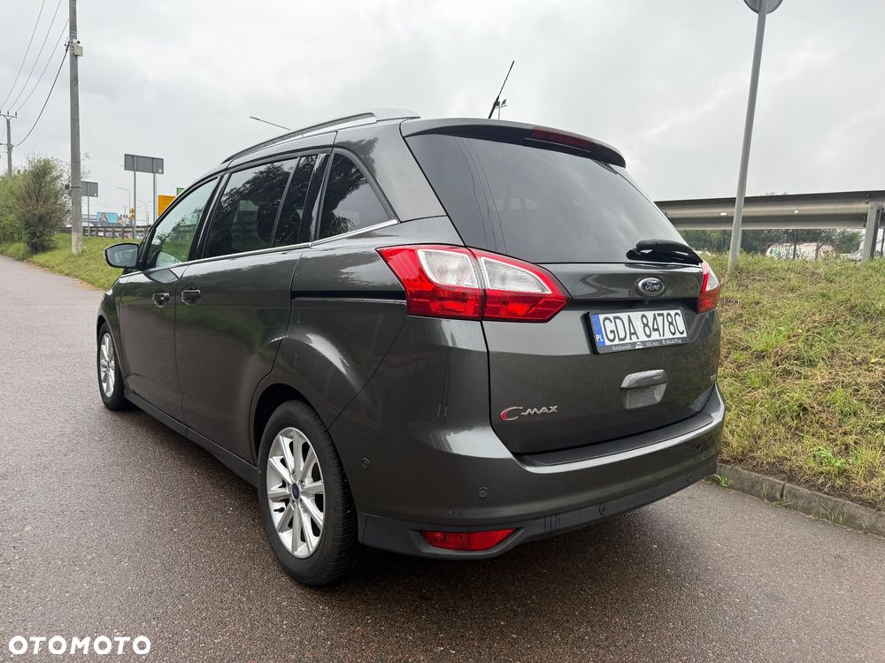 Ford Grand C-MAX - 8