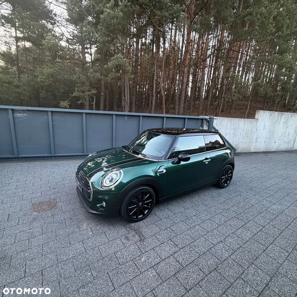MINI Cooper Essential Trim - 6