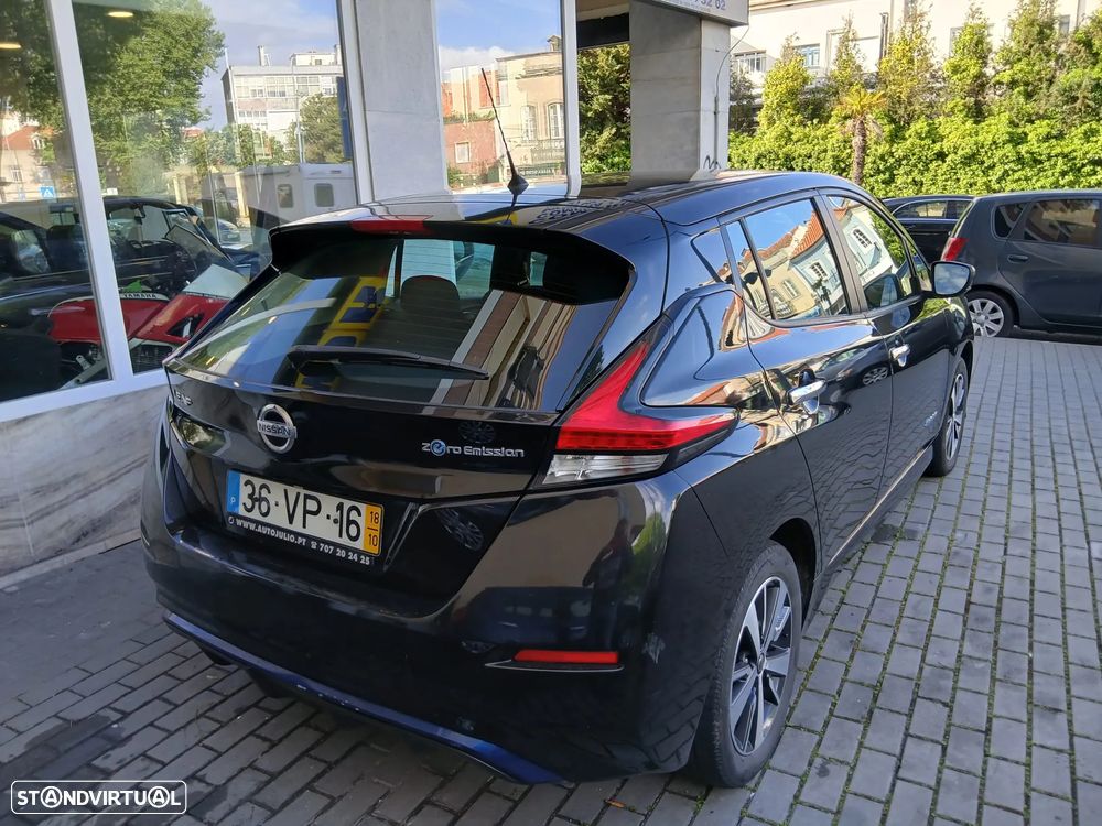 Nissan Leaf N-Connecta - 10
