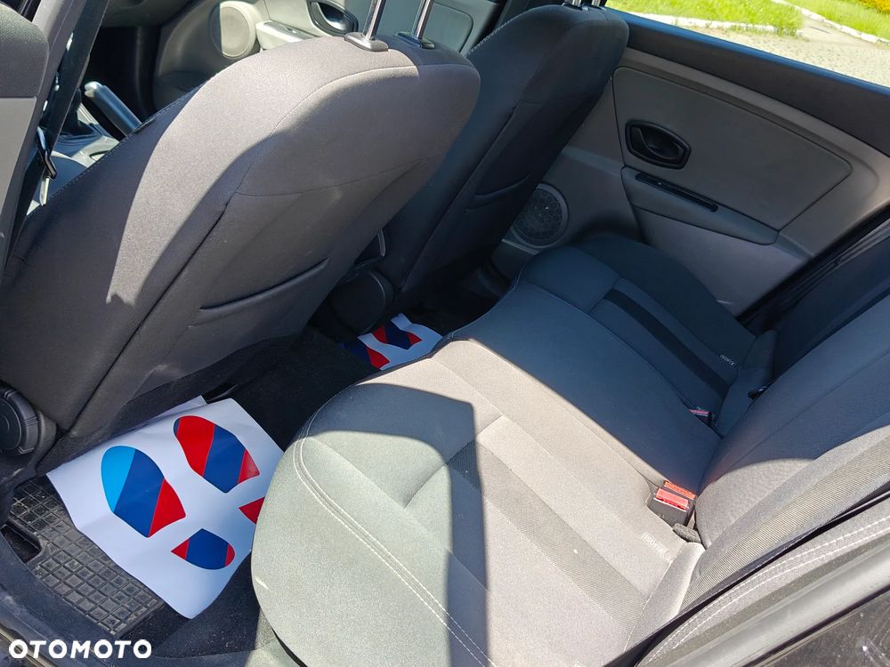 Renault Megane 1.5 dCi Confort Expression - 8